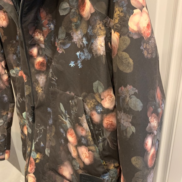 Burton Jacket - Picture 4 of 5